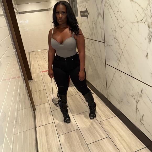 Meet your Posher, Nakiesha - Picture 2 of 16